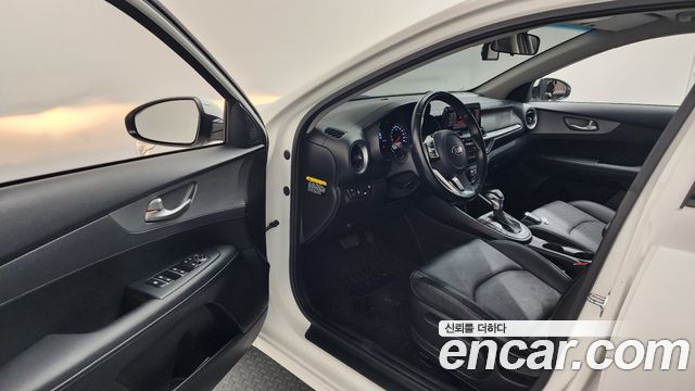 Kia K3 2020 — photo 10