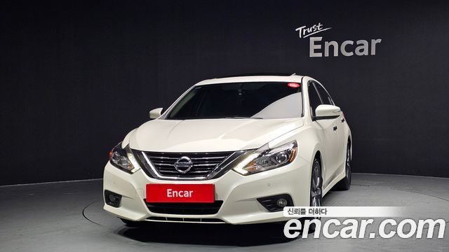 Nissan Altima 2017 — photo 3