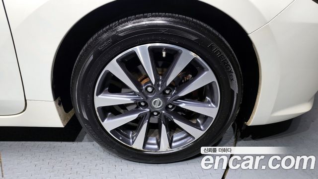 Nissan Altima 2017 — photo 5