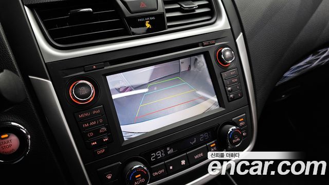 Nissan Altima 2017 — photo 17