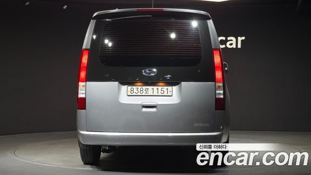 Hyundai Staria 2022 — photo 4