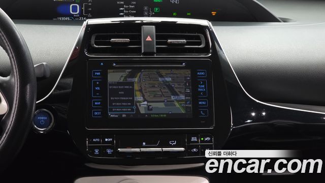 Toyota Prius 2018 — photo 14