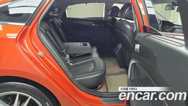 Hyundai Sonata 2016 — photo 12