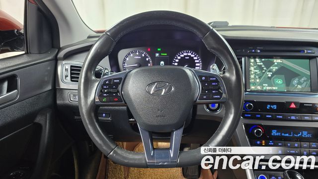 Hyundai Sonata 2016 — photo 13