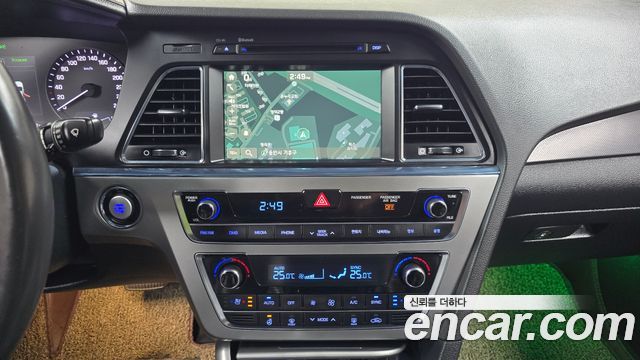 Hyundai Sonata 2016 — photo 15