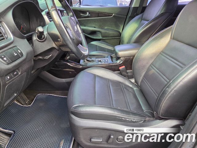 Kia Sorento 2015 — photo 8