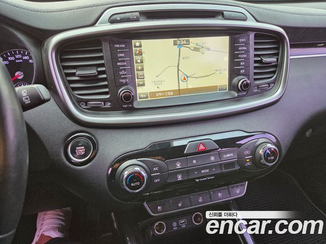 Kia Sorento 2015 — photo 11