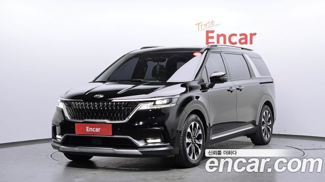 Kia Canival 2021 — photo 1