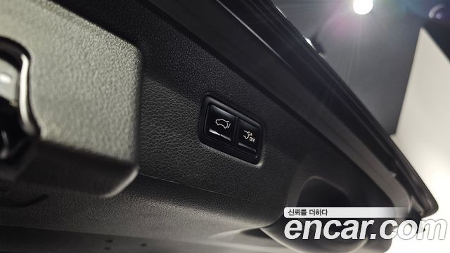 Kia Canival 2021 — photo 18