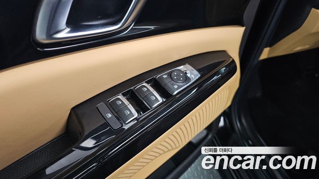 Kia Canival 2021 — photo 20