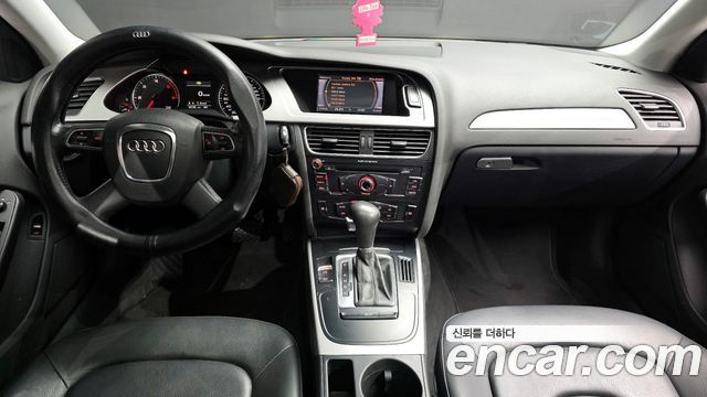 Audi A4 2012 — photo 7