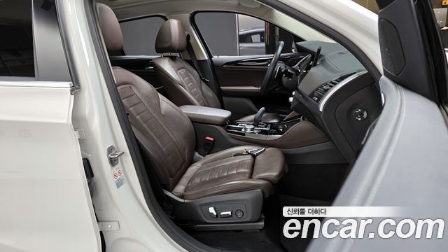 BMW X4 2021 — photo 10