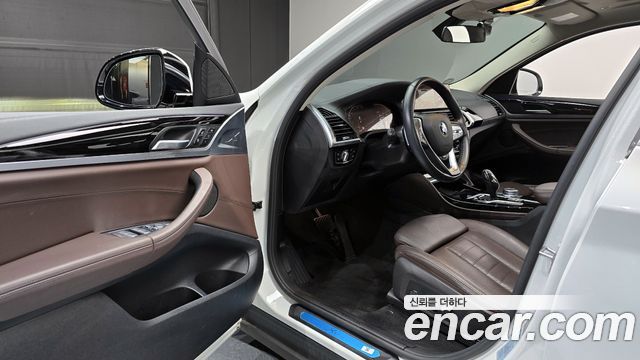 BMW X4 2021 — photo 11