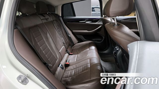 BMW X4 2021 — photo 12