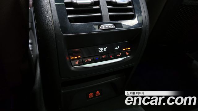 BMW X4 2021 — photo 16