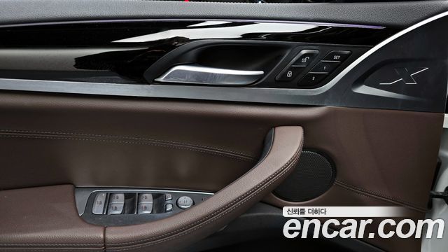 BMW X4 2021 — photo 17