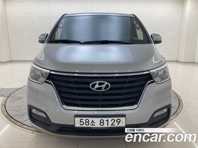 Hyundai Starex 2019 — photo 3