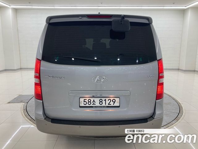 Hyundai Starex 2019 — photo 4