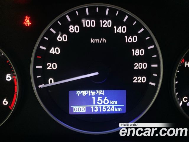 Hyundai Starex 2019 — photo 8