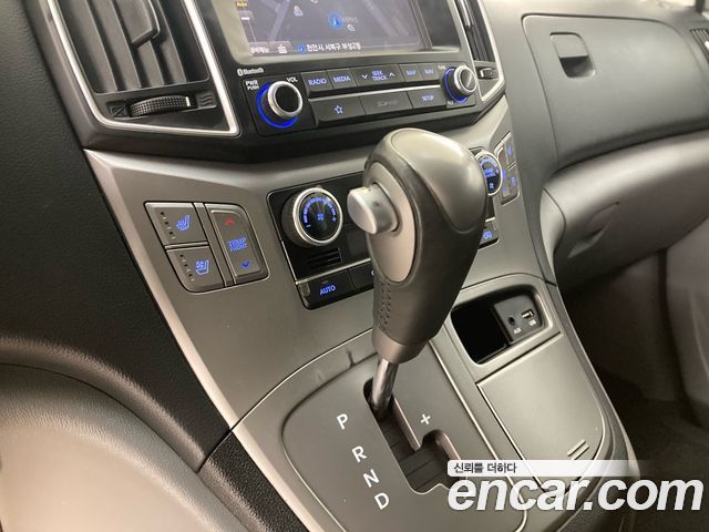Hyundai Starex 2019 — photo 9
