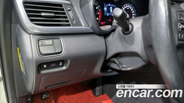 Kia K5 2018 — photo 15