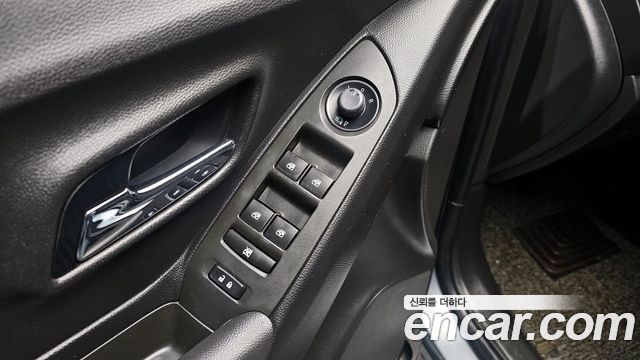 Chevrolet Korea Trax 2014 — photo 17