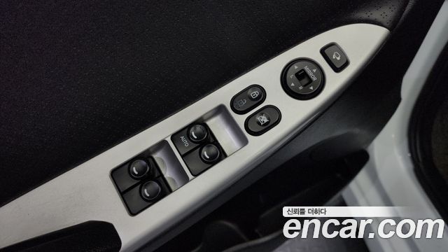 Hyundai Accent 2014 — photo 13