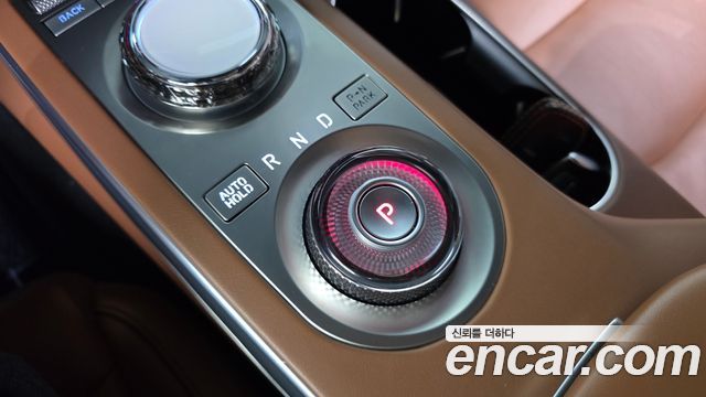 Genesis GV70 2021 — photo 9