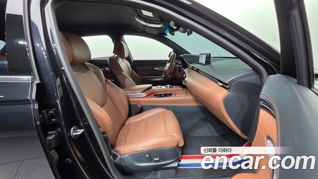 Genesis GV70 2021 — photo 10
