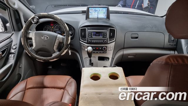 Hyundai Starex 2019 — photo 7