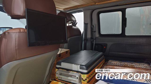 Hyundai Starex 2019 — photo 17
