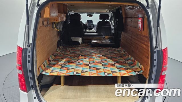 Hyundai Starex 2019 — photo 20