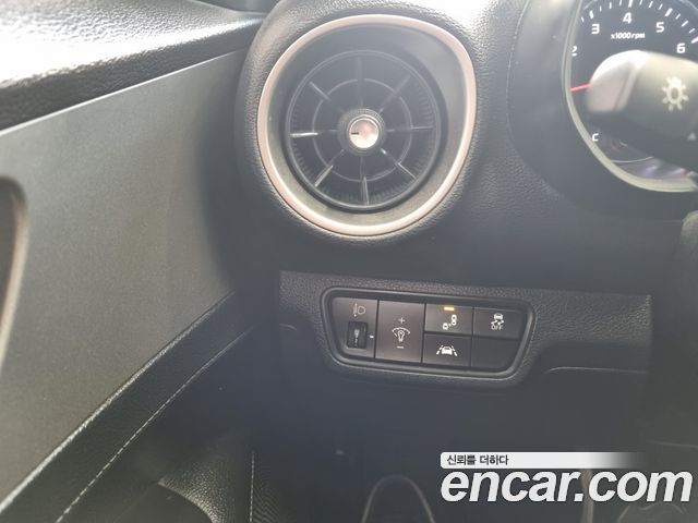 Kia K3 2021 — photo 13