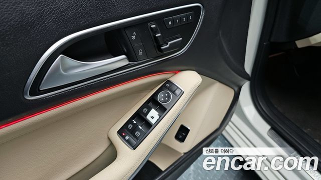 Mercedes-Benz CLA-Class 2014 — photo 17