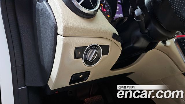 Mercedes-Benz CLA-Class 2014 — photo 18