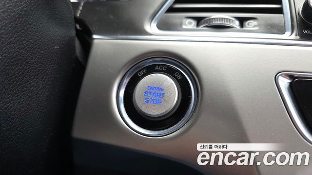 Hyundai Sonata 2017 — photo 19
