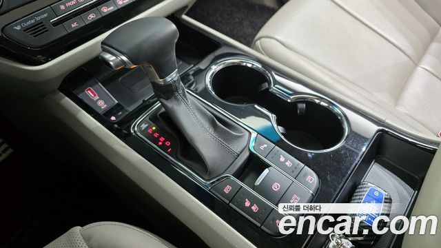 Kia Canival 2019 — photo 9
