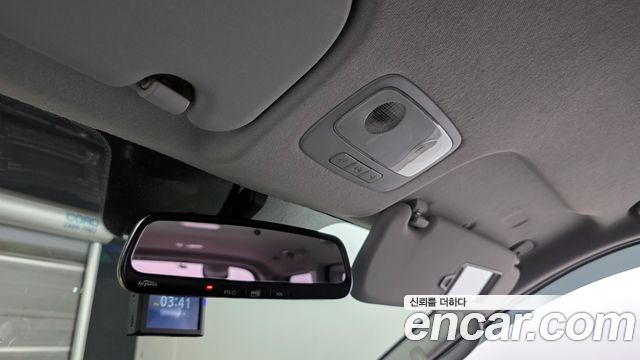 Hyundai Starex 2014 — photo 20
