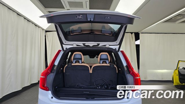 Volvo XC90 2022 — photo 20