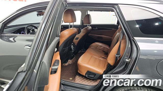 Kia Sorento 2018 — photo 12