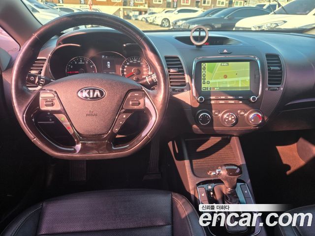 Kia K3 2018 — photo 7
