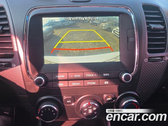 Kia K3 2018 — photo 17