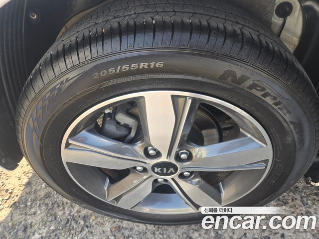 Kia K3 2018 — photo 18