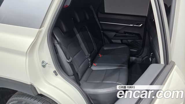 KG Mobility Torres 2023 — photo 17