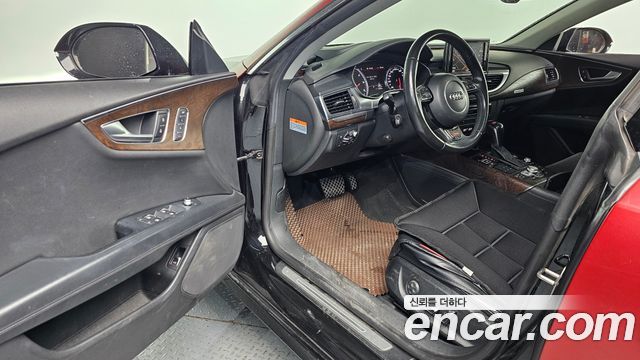 Audi A7 2016 — photo 11