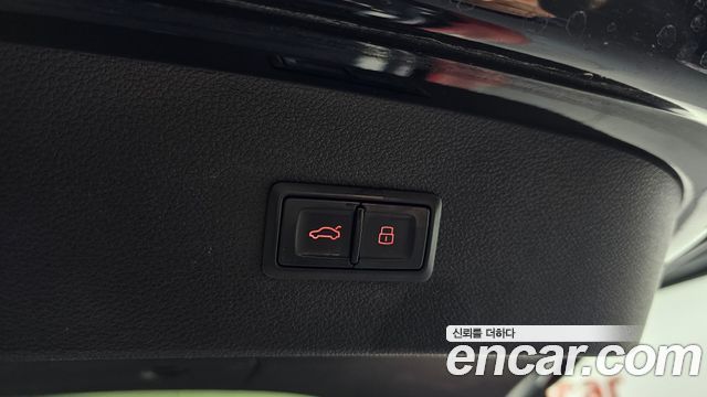 Audi A7 2016 — photo 20