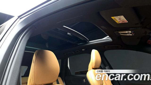Volvo XC60 2025 — photo 17