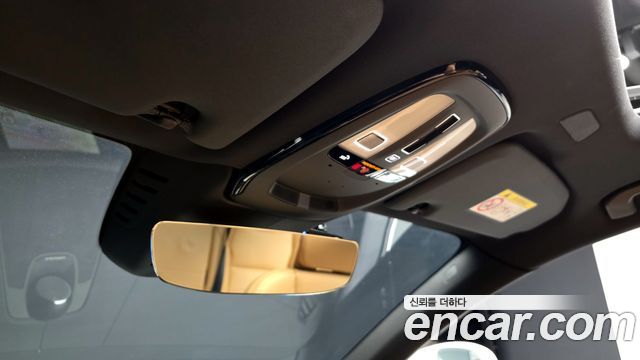 Volvo XC60 2025 — photo 18