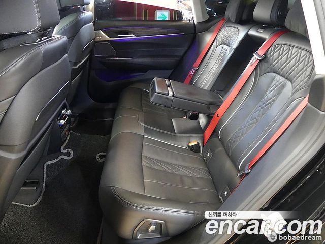 BMW Gran Turismo 2024 — photo 20