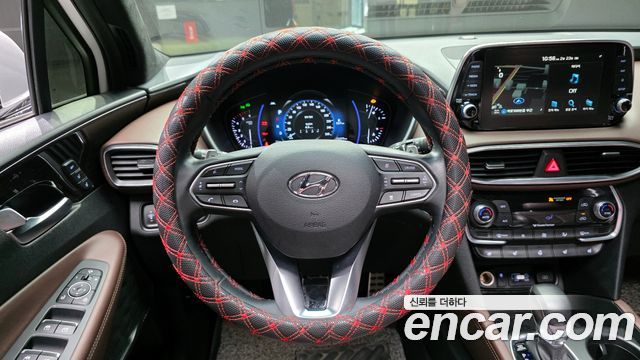 Hyundai Santafe 2019 — photo 13